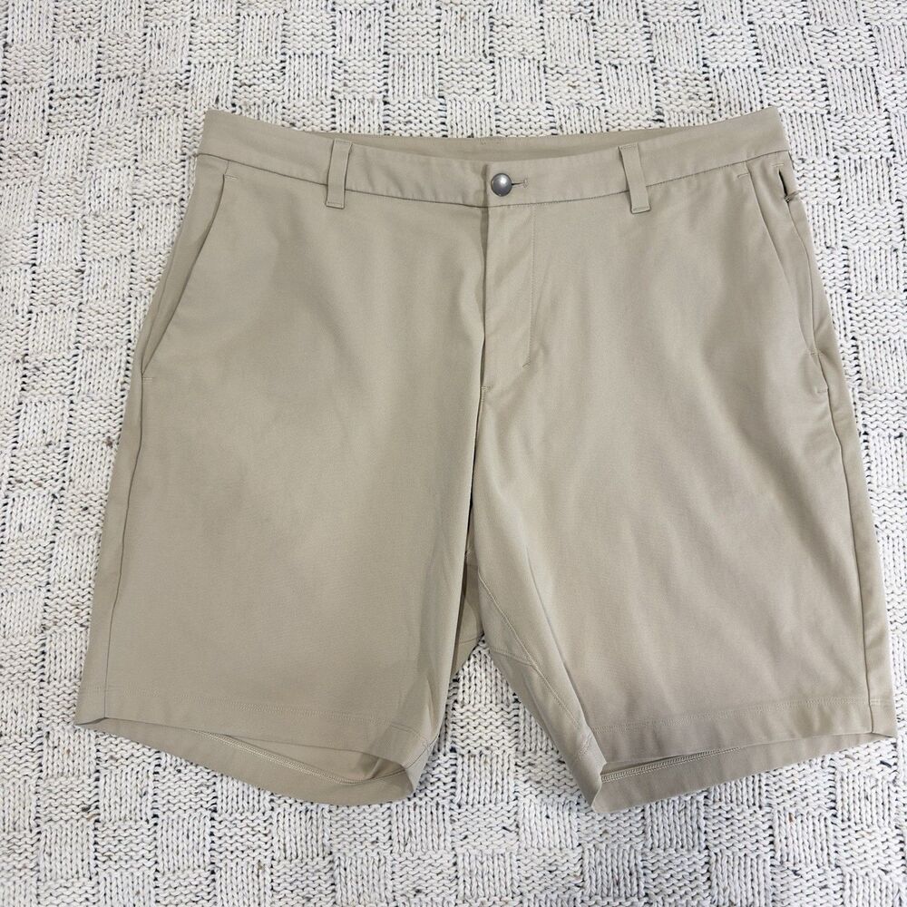 Lululemon Commission Classic Fit Shorts Mens 36 Khaki Golf Performance 9”